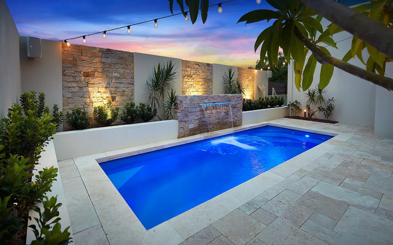 Fibreglass vs. Concrete Pools